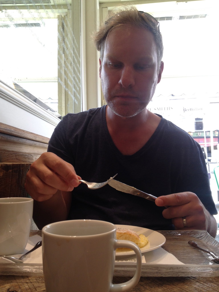 Mark eating "the cake of his life". A very special moment, indeed. 